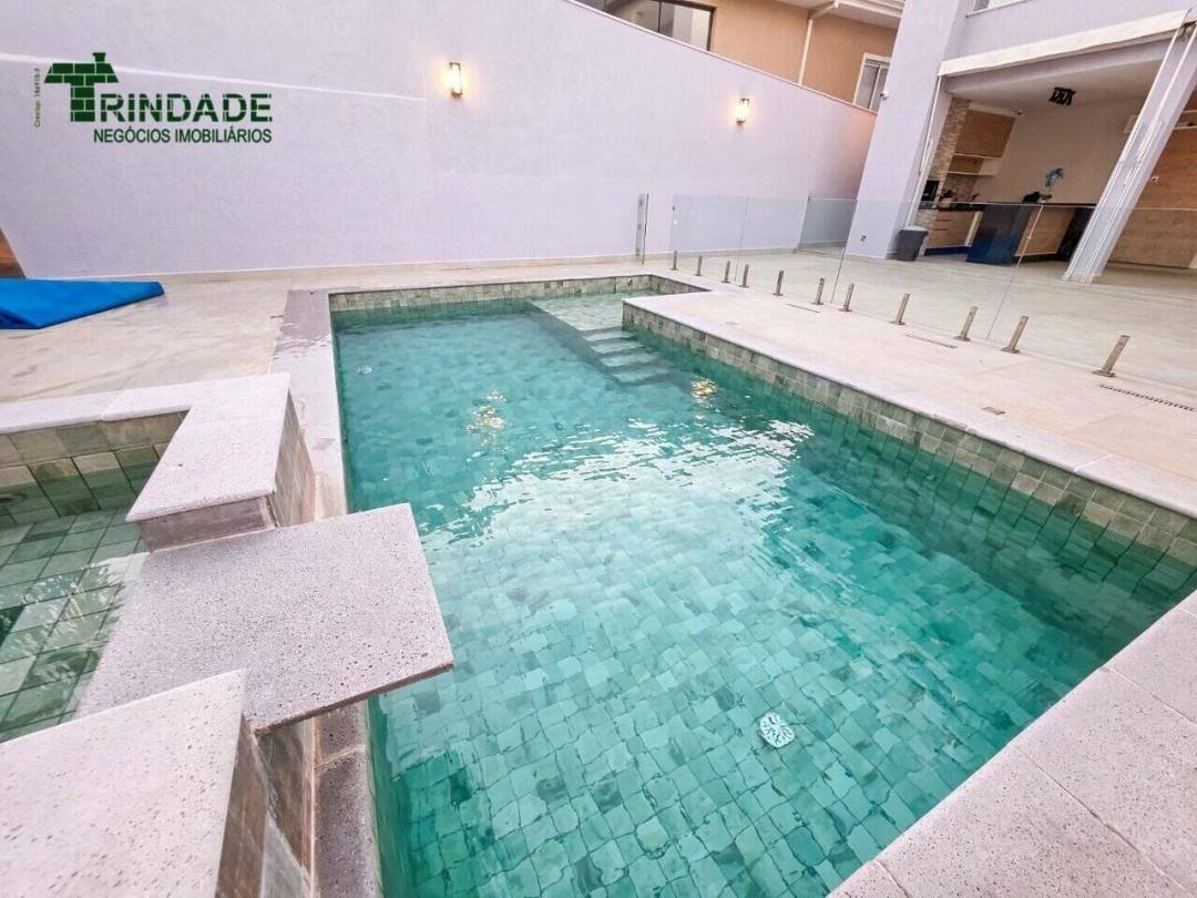 Casa com 4 dormitórios à venda, 297 m² por R$ 2.200.000,00 - Granja Viana - Cotia/SP — foto 36 de 68