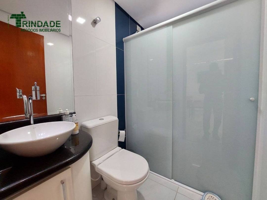 Casa com 3 dormitórios à venda, 290 m² por R$ 1.800.000,00 - Granja Viana - Cotia/SP — foto 16 de 59